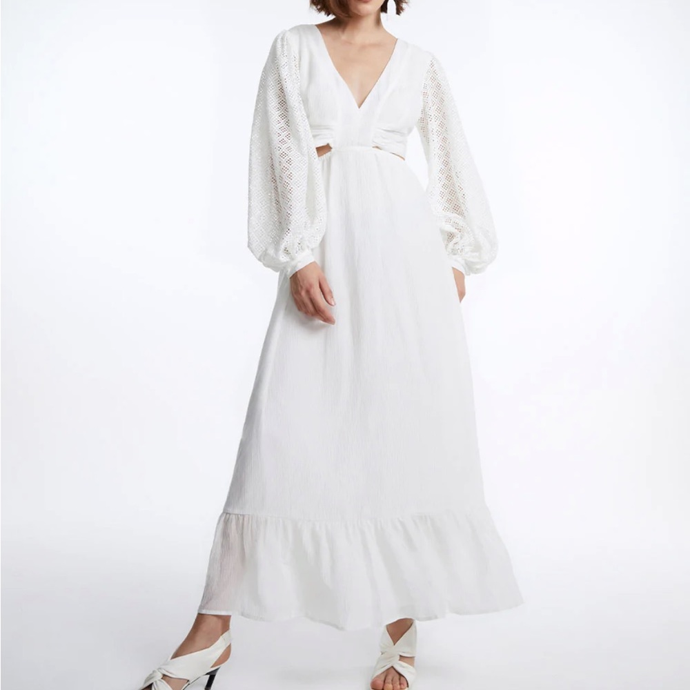 Urban Revivo Plain Cut Out Plunging Ruffle Hem Dress